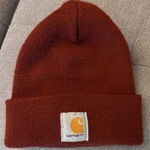 Carhartt beanie- dark red